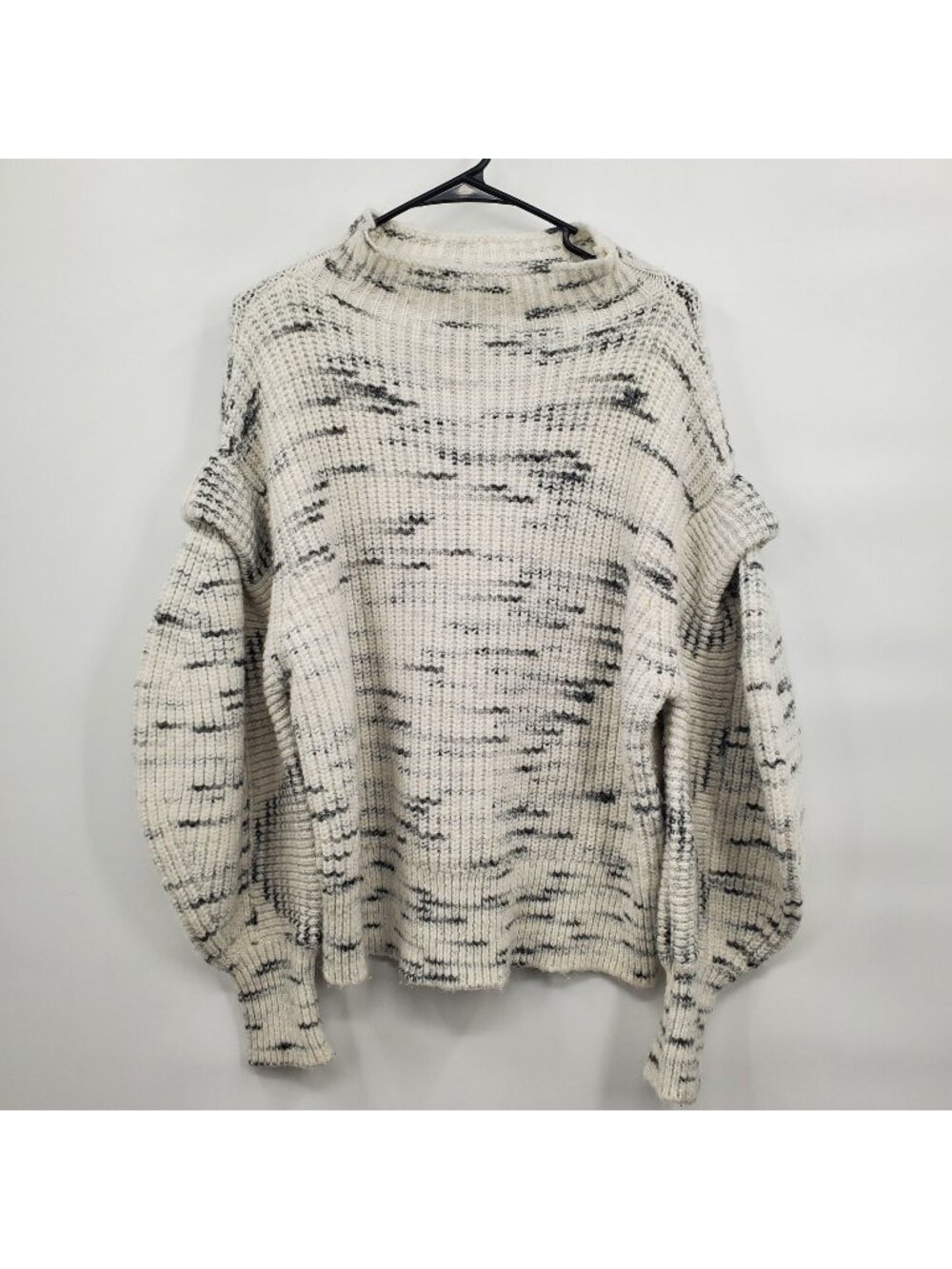 Varley Belgrave Knit Sweater Women Size Medium Flannel Neck Dramatic Sleeves